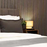 Secret Garden Suite With Terrace, 10 Min To Center