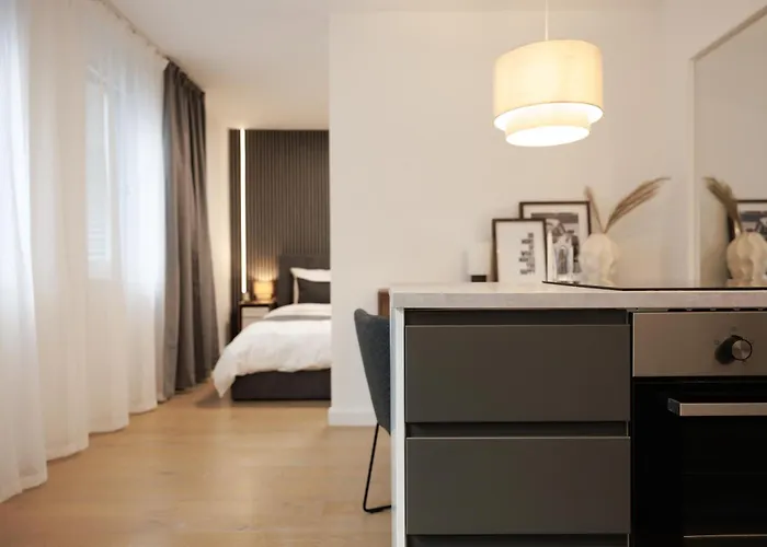 Secret Garden Suite With Terrace, 10 Min To Center
